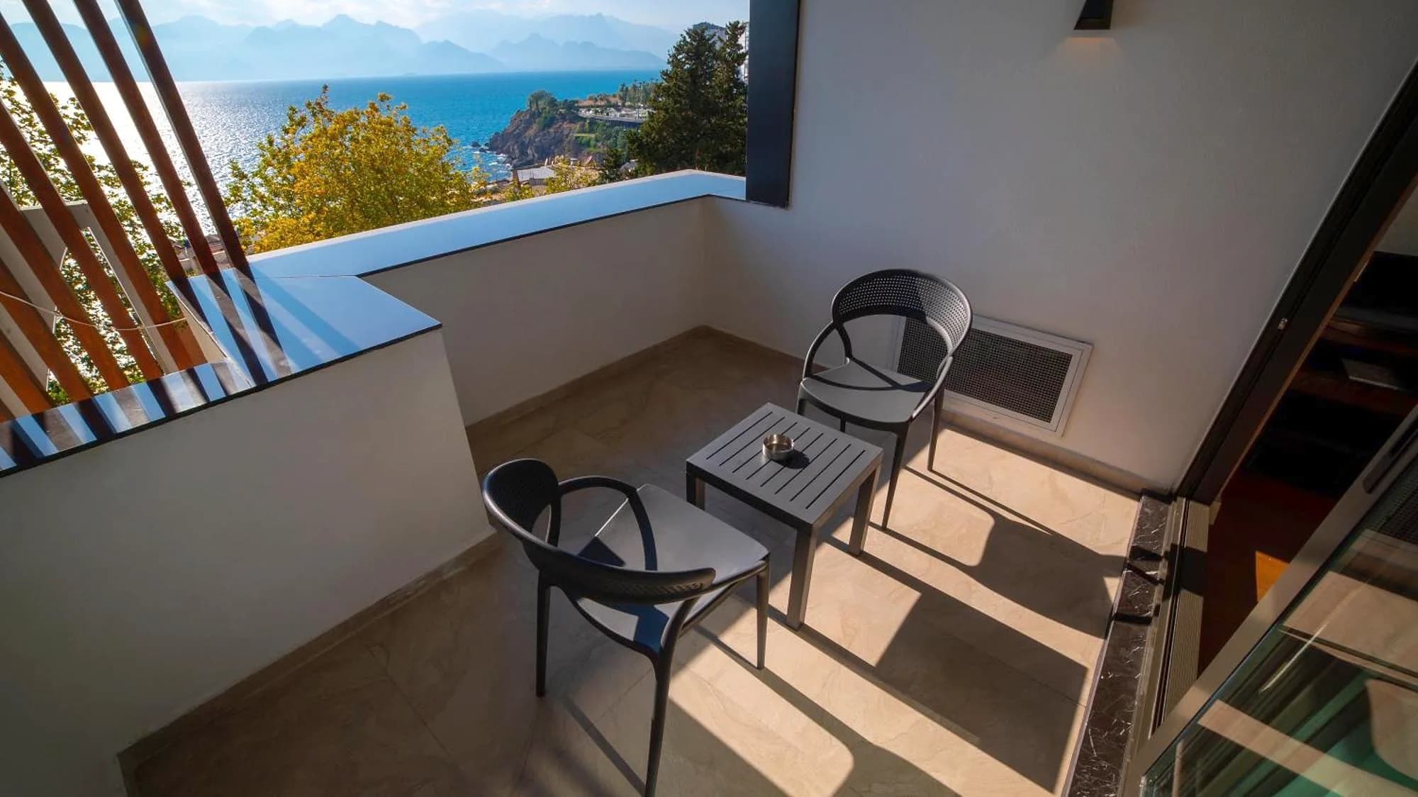 Balkon der King Suite mit Meerblick